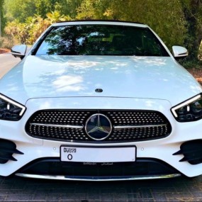 Mercedes E200
