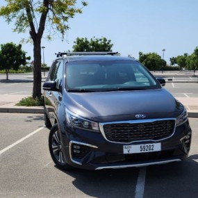 Kia Karnival